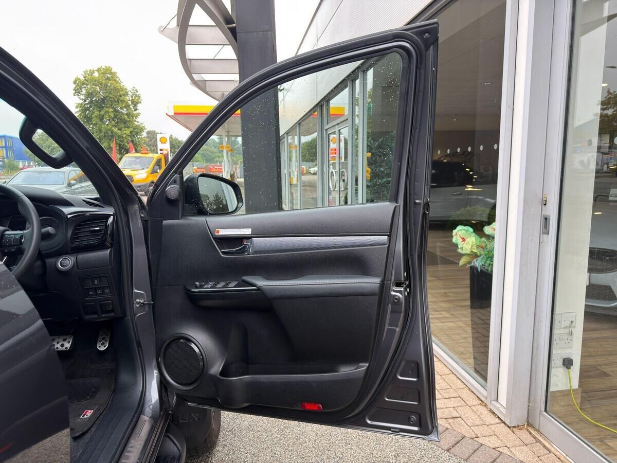 Toyota Hilux Hilux Gallery Image