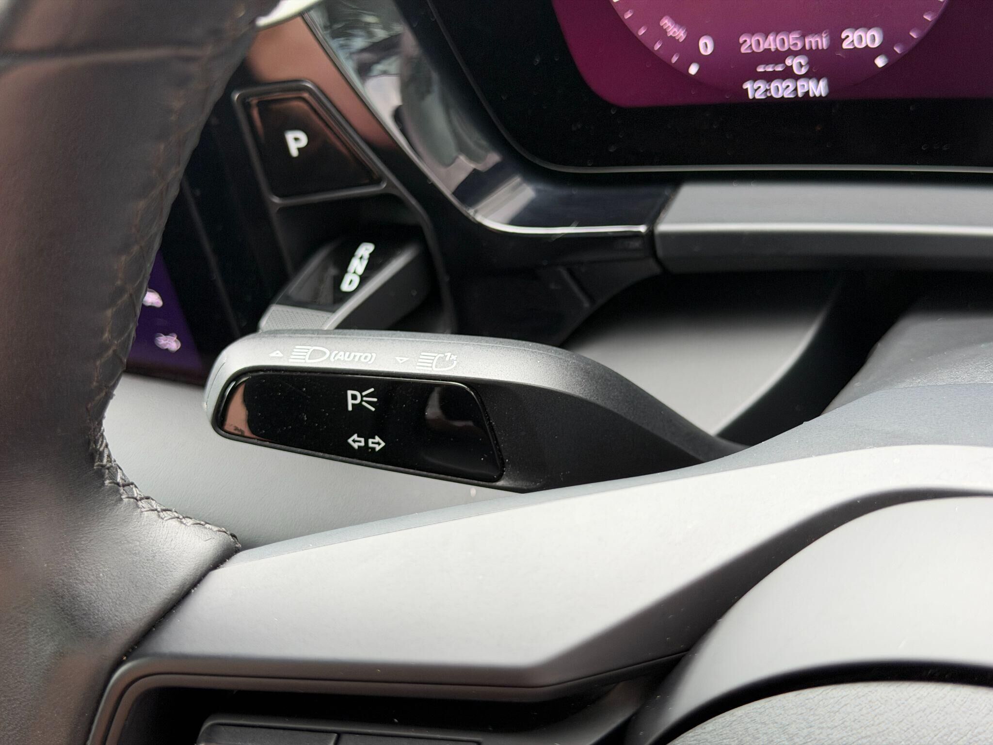 Porsche Macan Macan Gallery Image