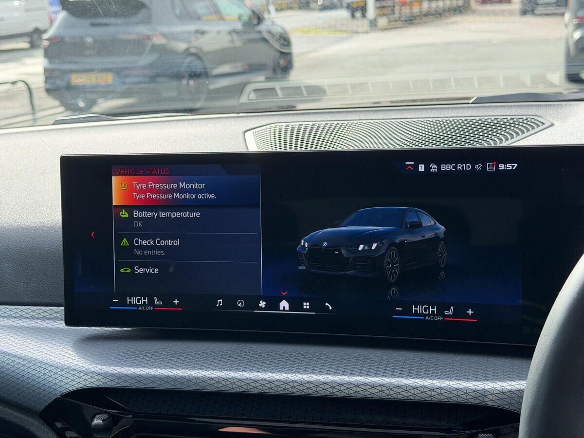 BMW i4 i4 Gallery Image