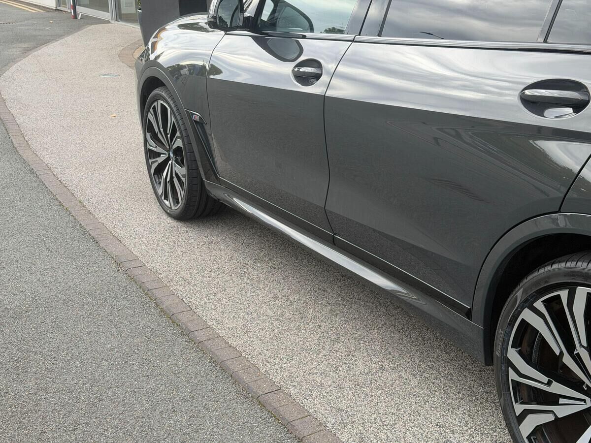 BMW X7 X7 Gallery Image