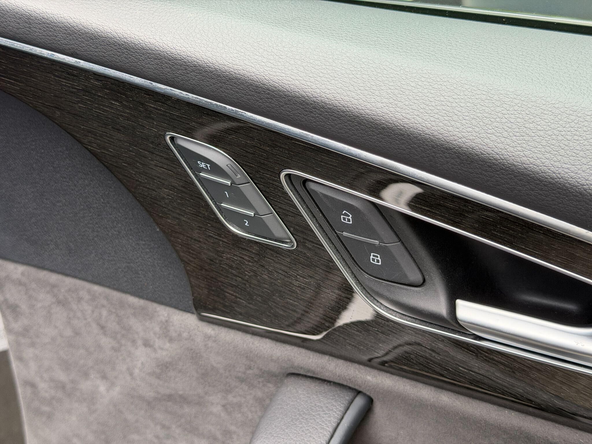Audi Q8 Q8 Gallery Image