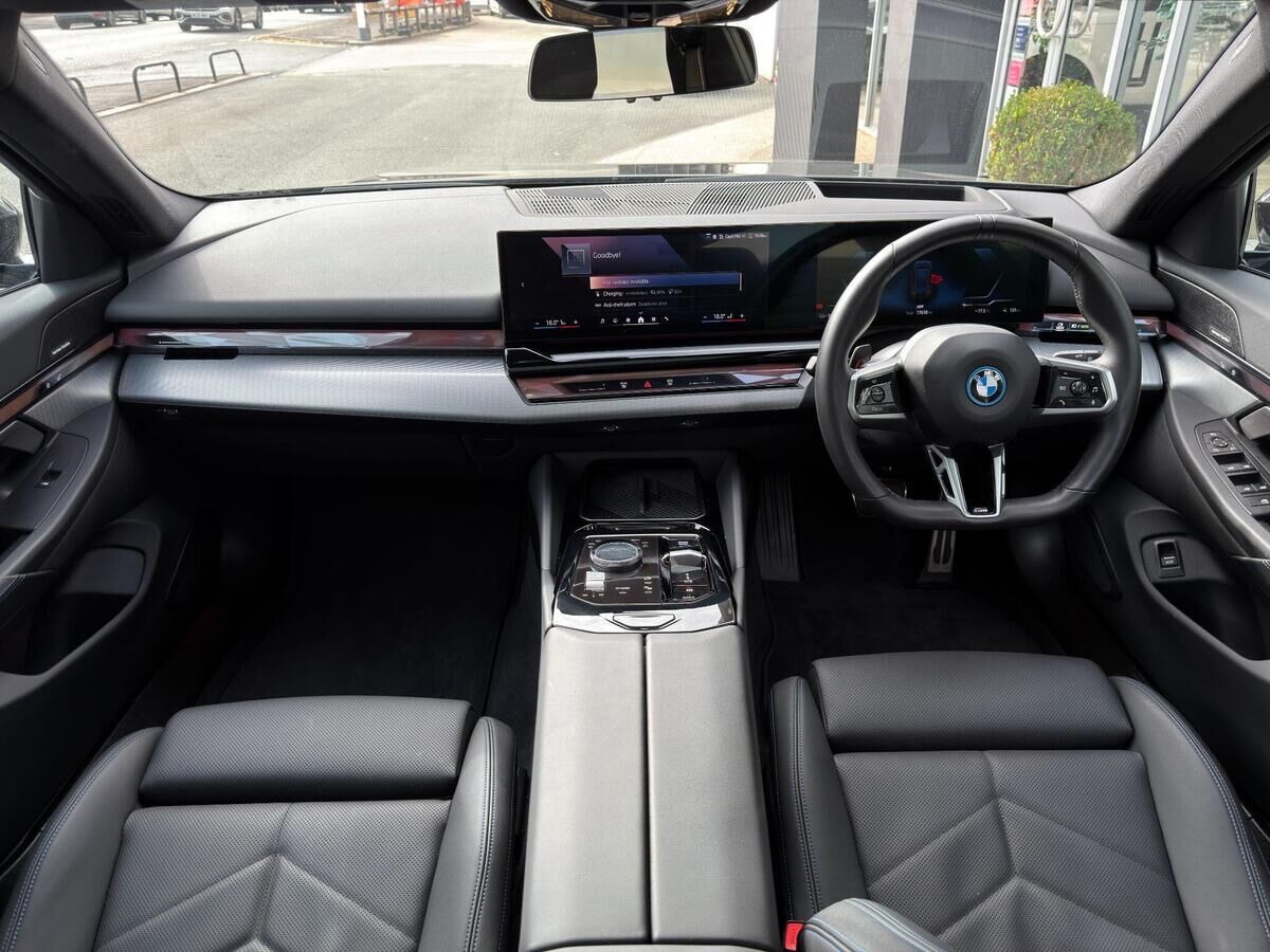 BMW i5 i5 Gallery Image