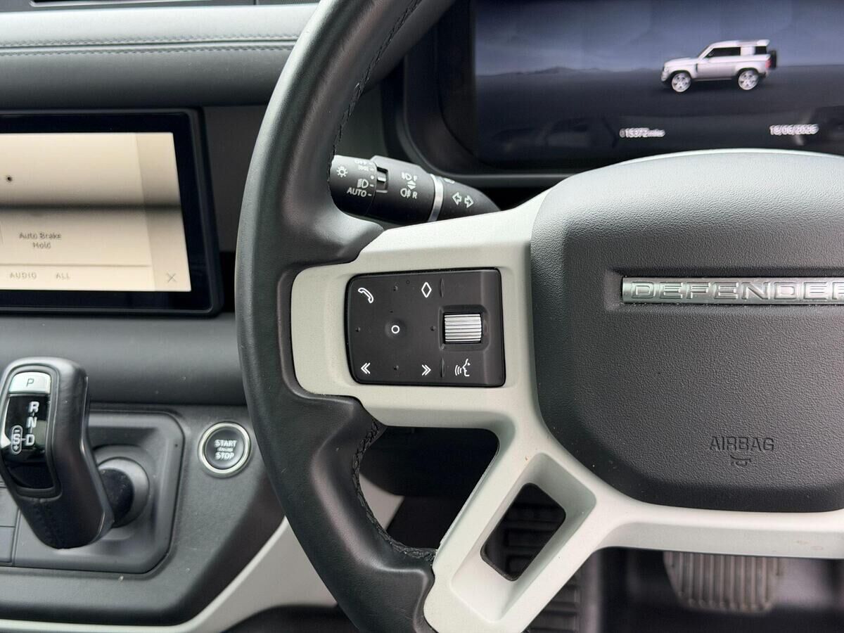 Land Rover Defender 90 Defender 90 Gallery Image