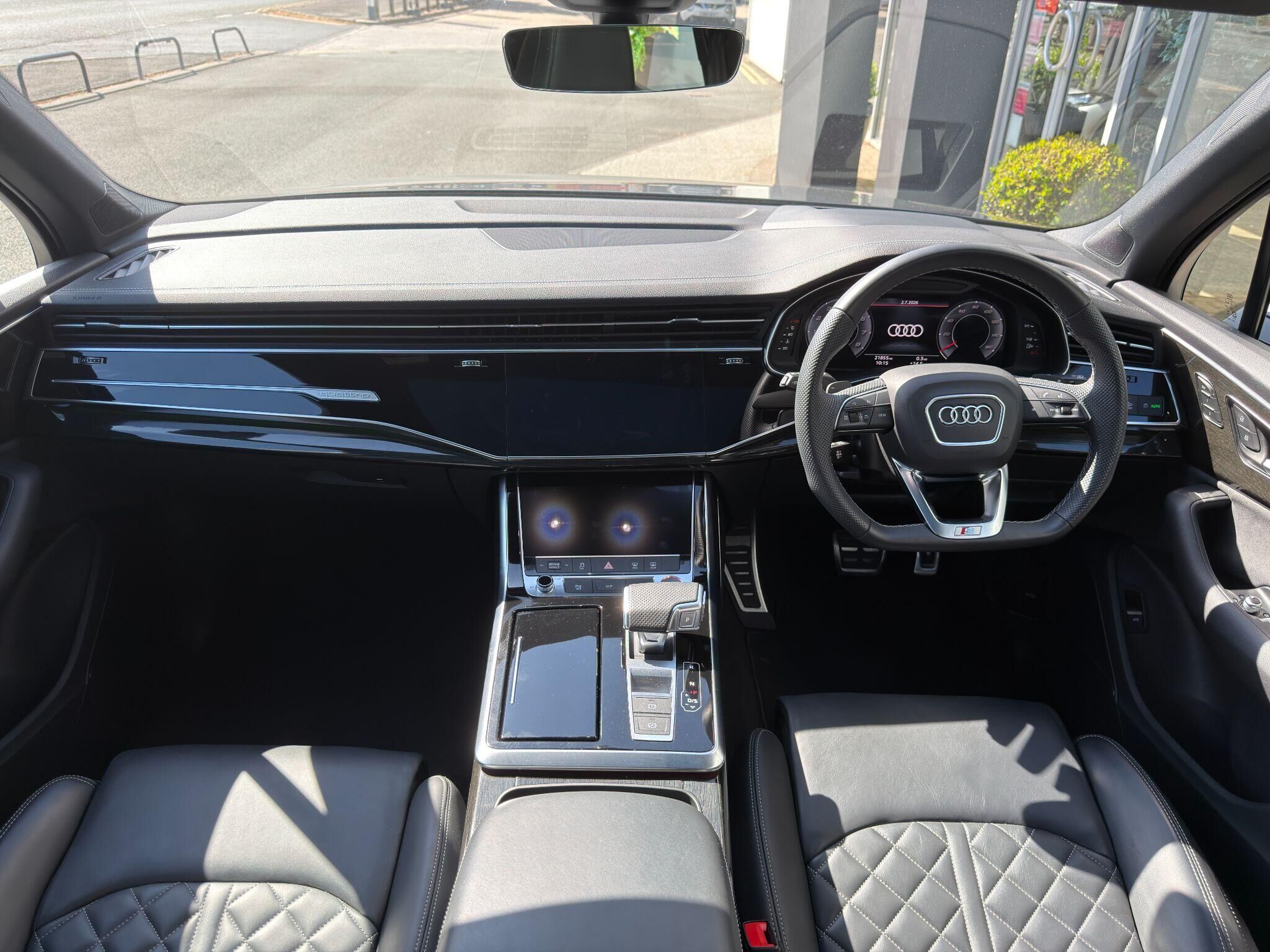 Audi SQ7 SQ7 Gallery Image