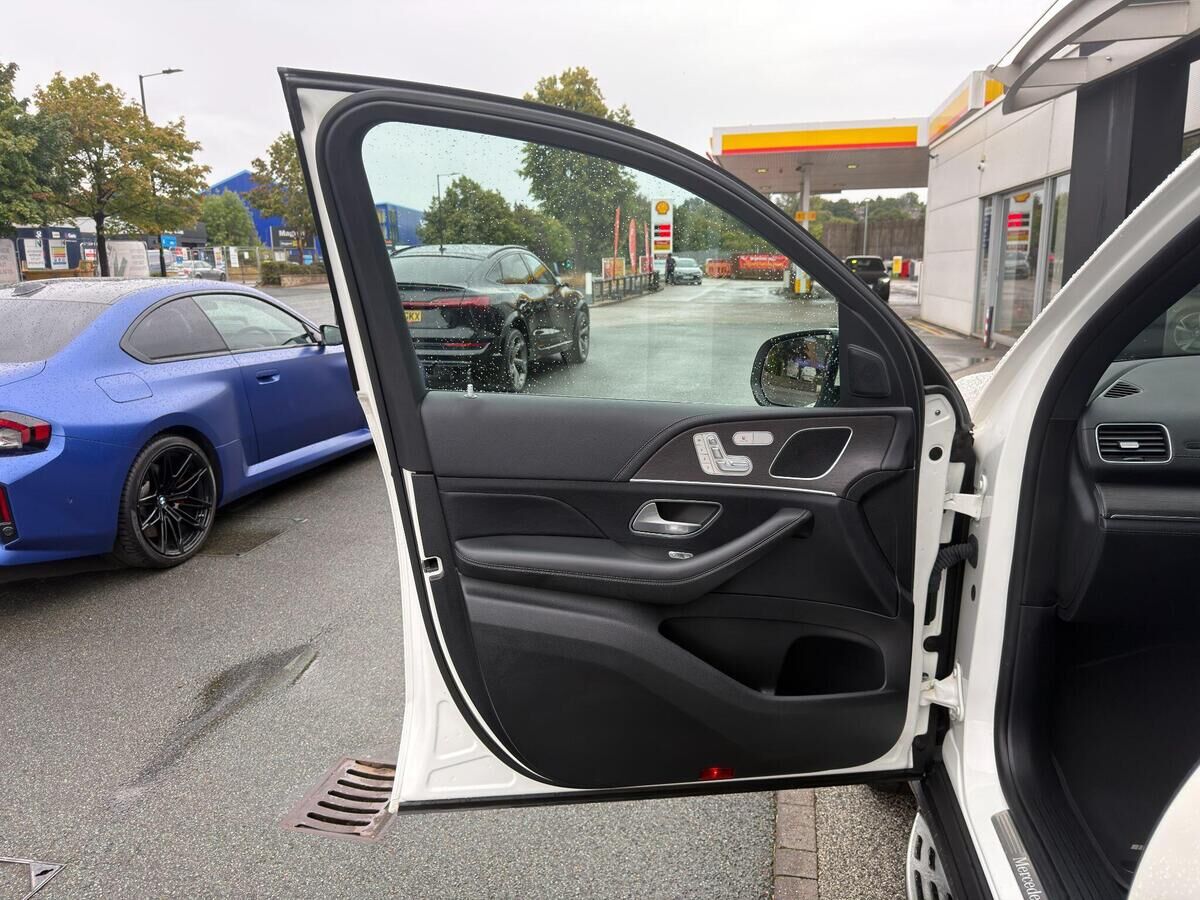 Mercedes-Benz GLE GLE Gallery Image