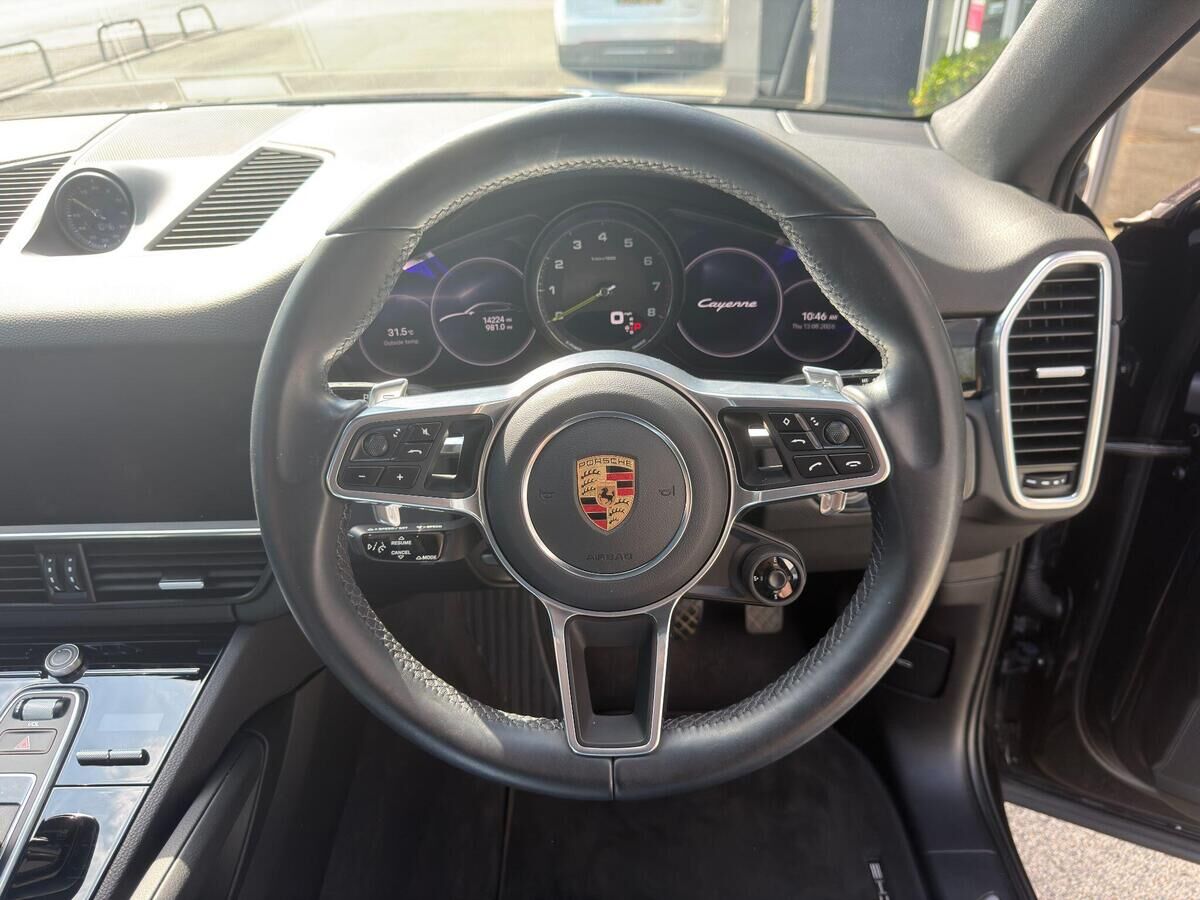 Porsche Cayenne Cayenne Gallery Image