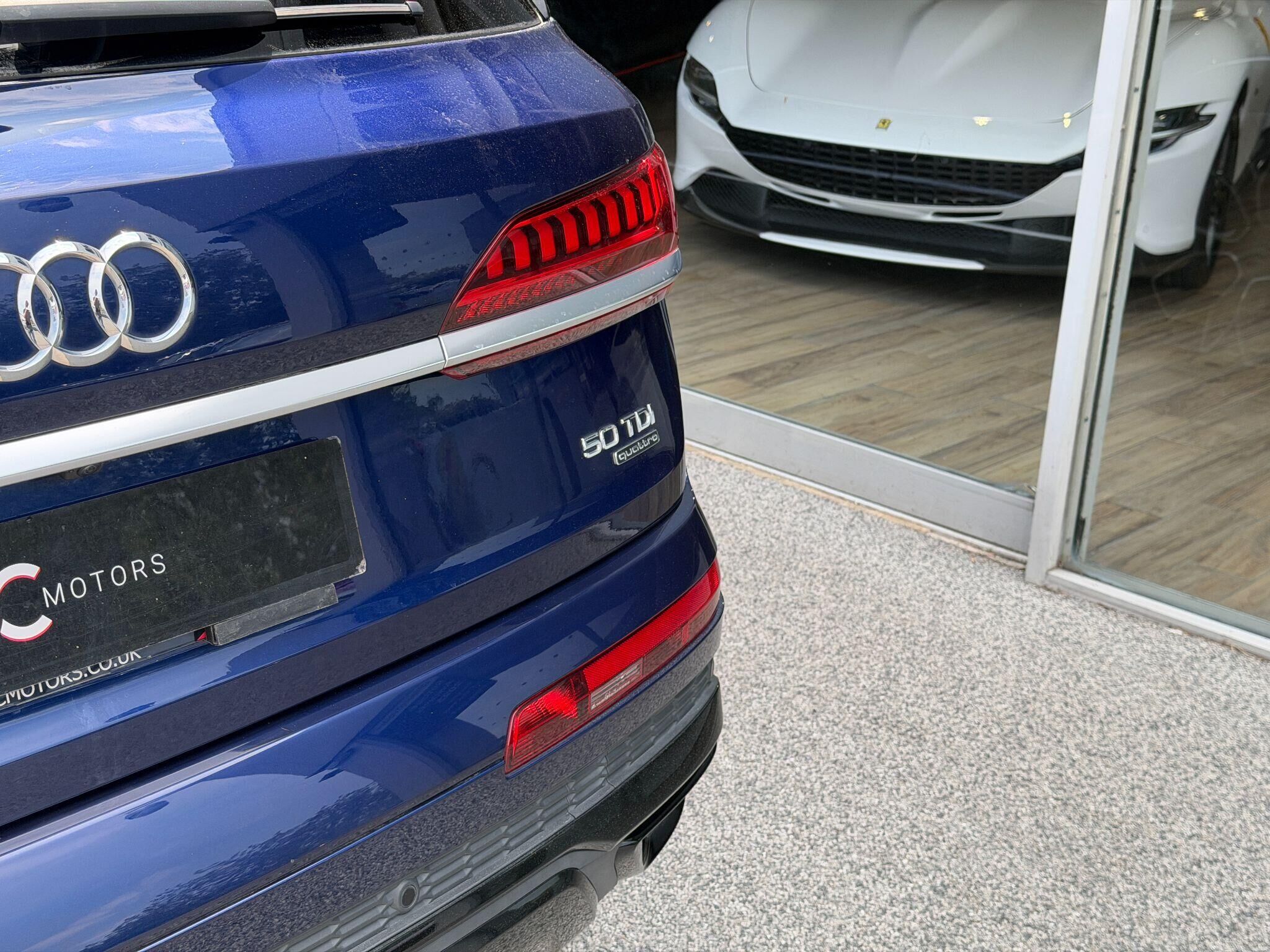 Audi Q7 Q7 Gallery Image