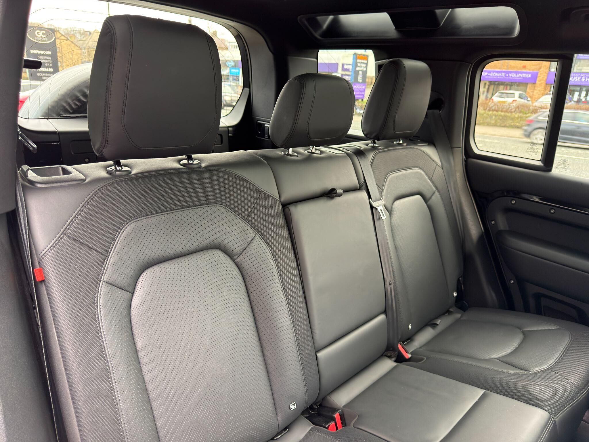 Land Rover Defender 110 Defender 110 Gallery Image