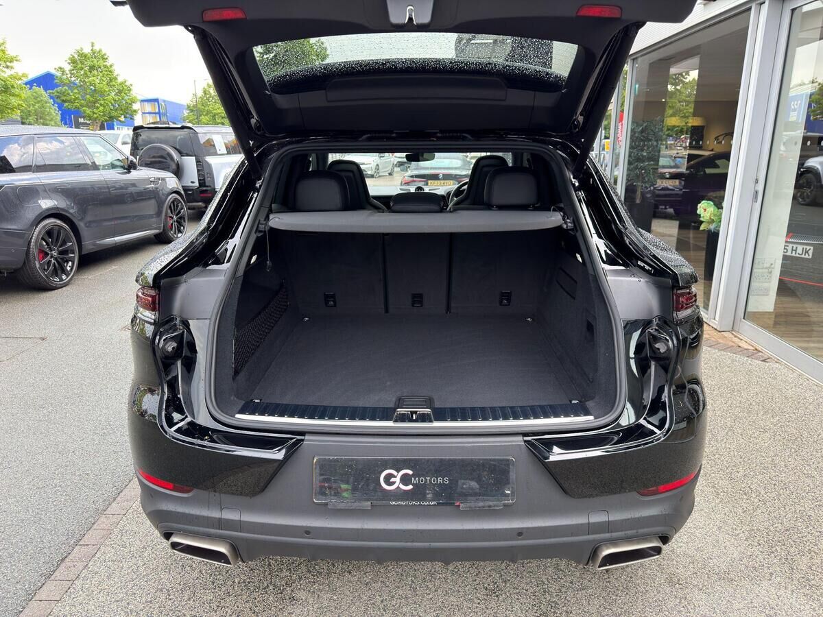 Porsche Cayenne Cayenne Gallery Image