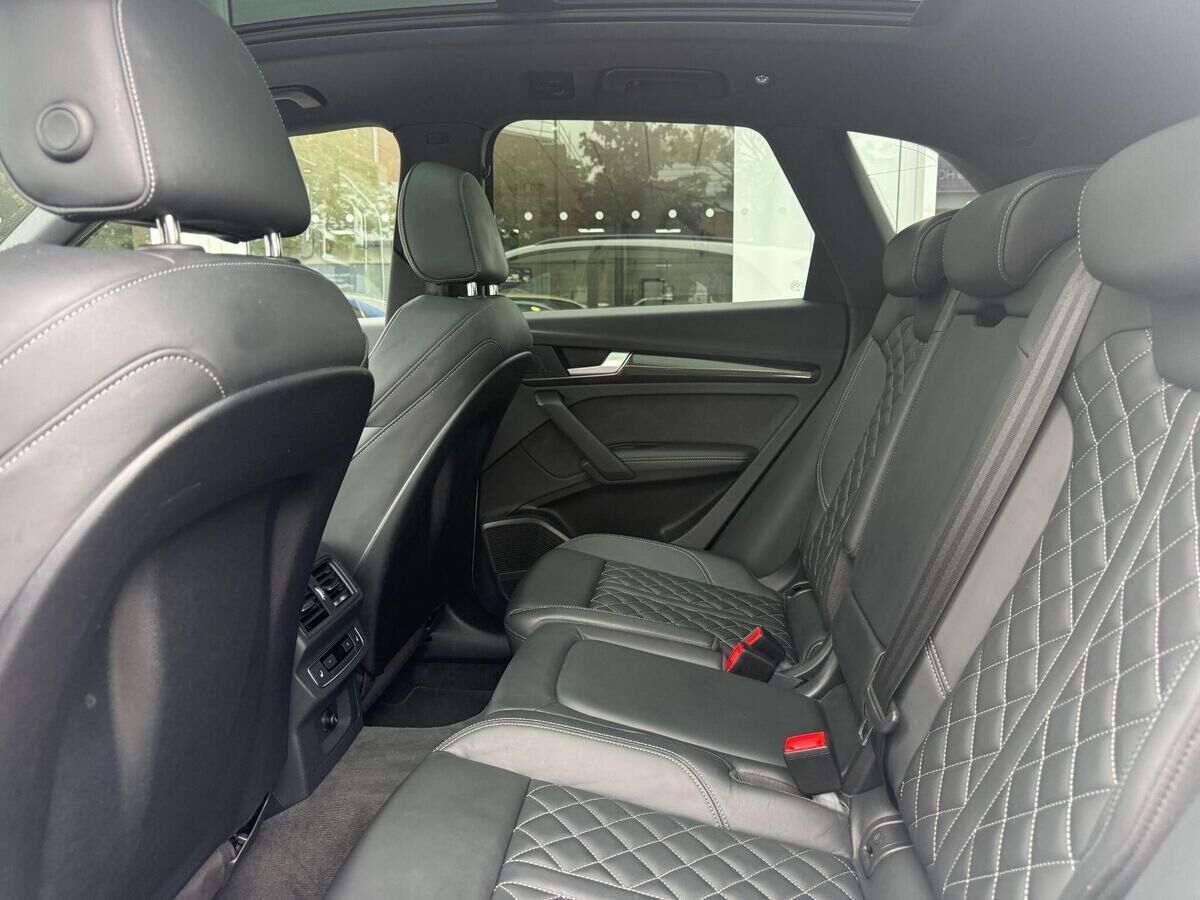 Audi SQ5 SQ5 Gallery Image