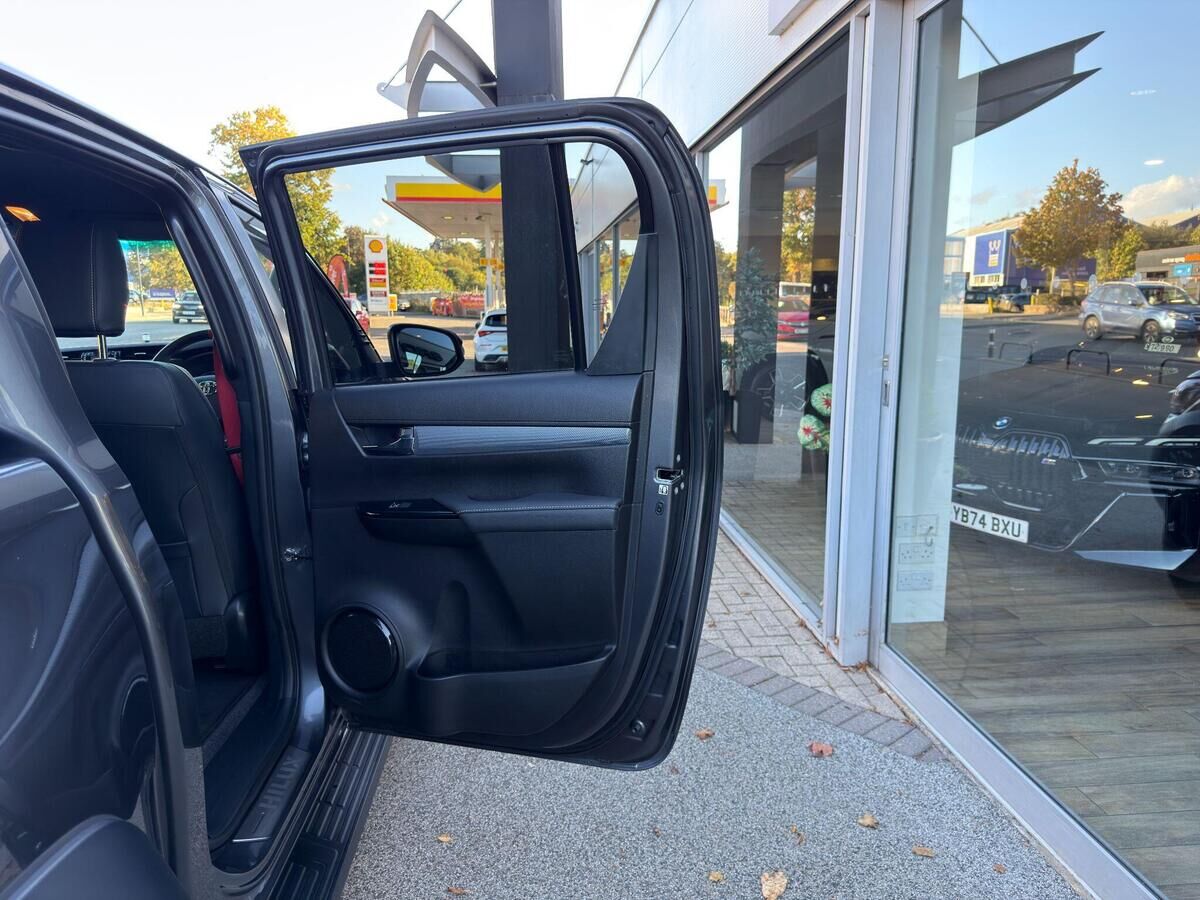 Toyota Hilux Hilux Gallery Image
