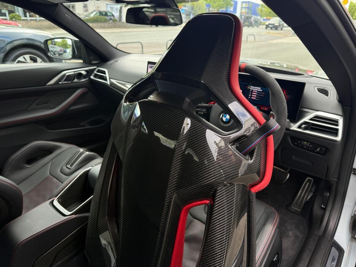 BMW M4 M4 Gallery Image
