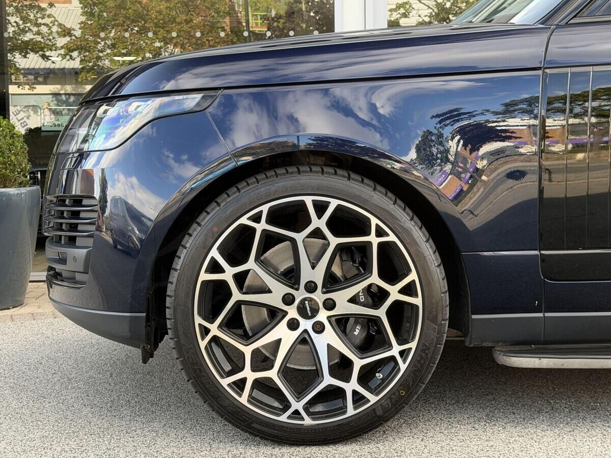 Land Rover Range Rover Range Rover Gallery Image