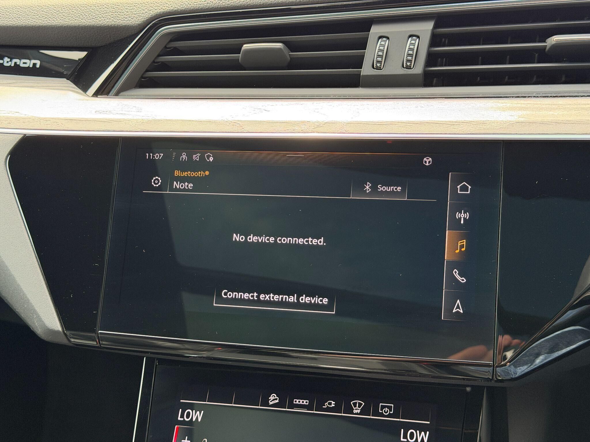 Audi e-tron e-tron Gallery Image