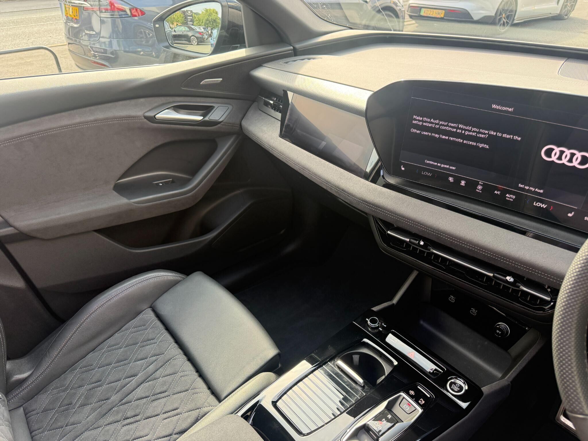 Audi Q6 e-tron Q6 e-tron Gallery Image