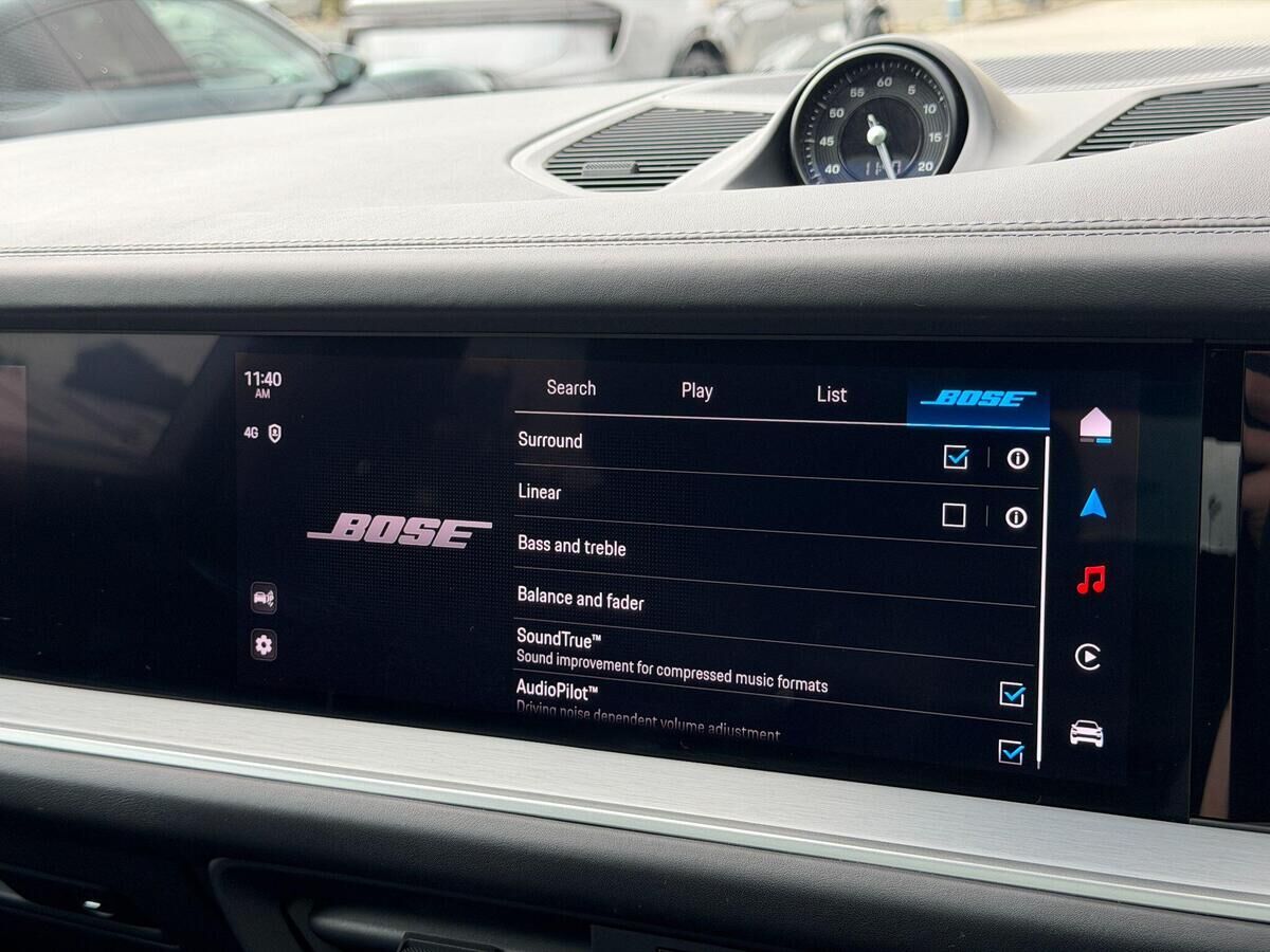 Porsche Cayenne Cayenne Gallery Image