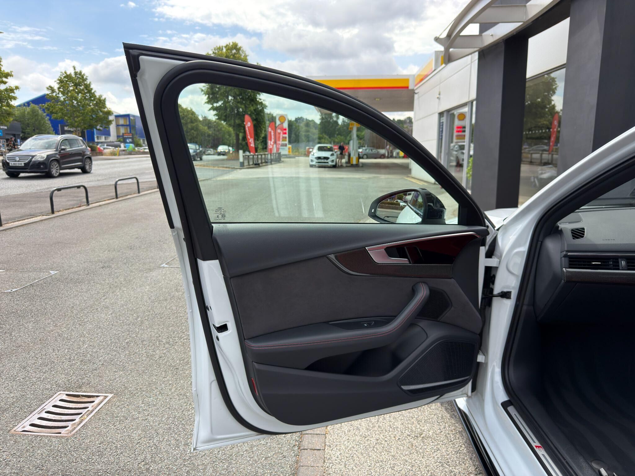 Audi S4 S4 Gallery Image