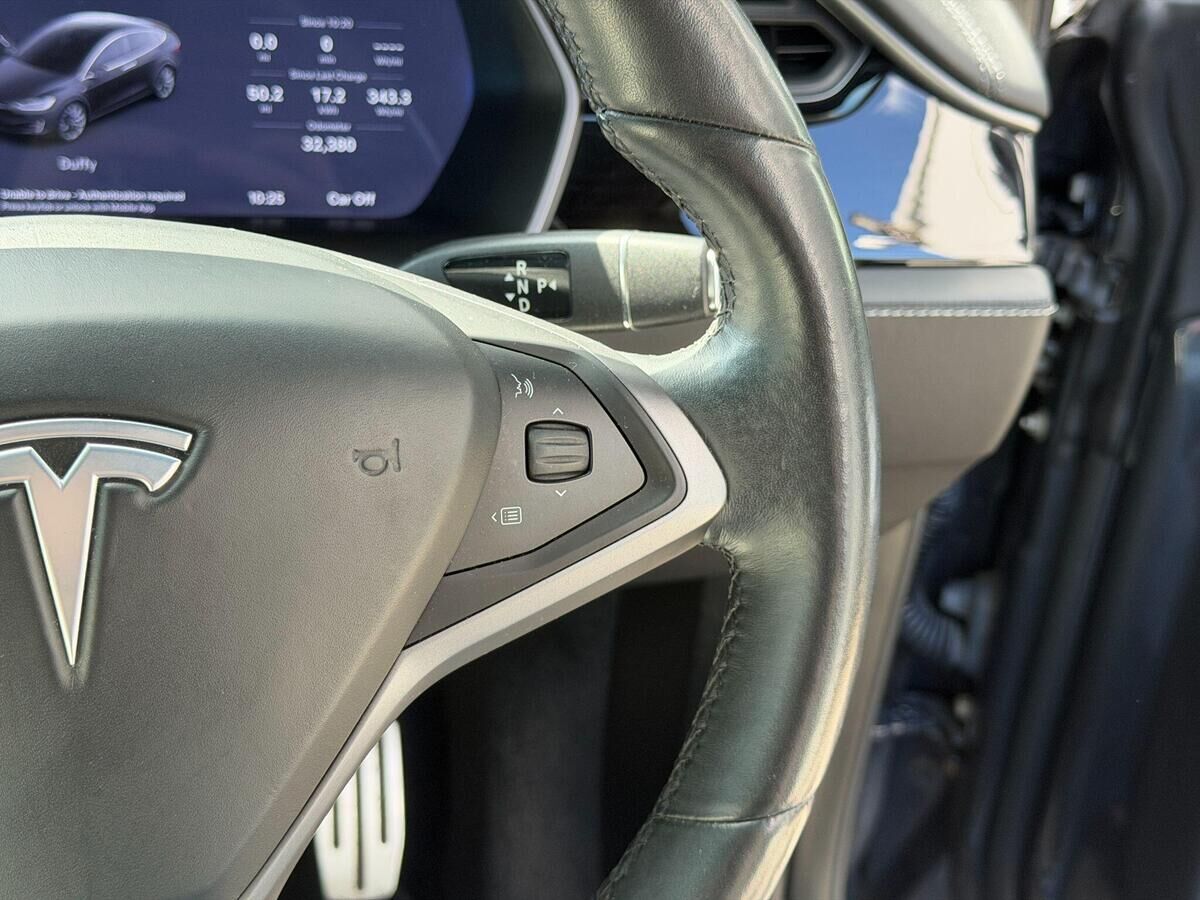 Tesla Model X Model X Gallery Image
