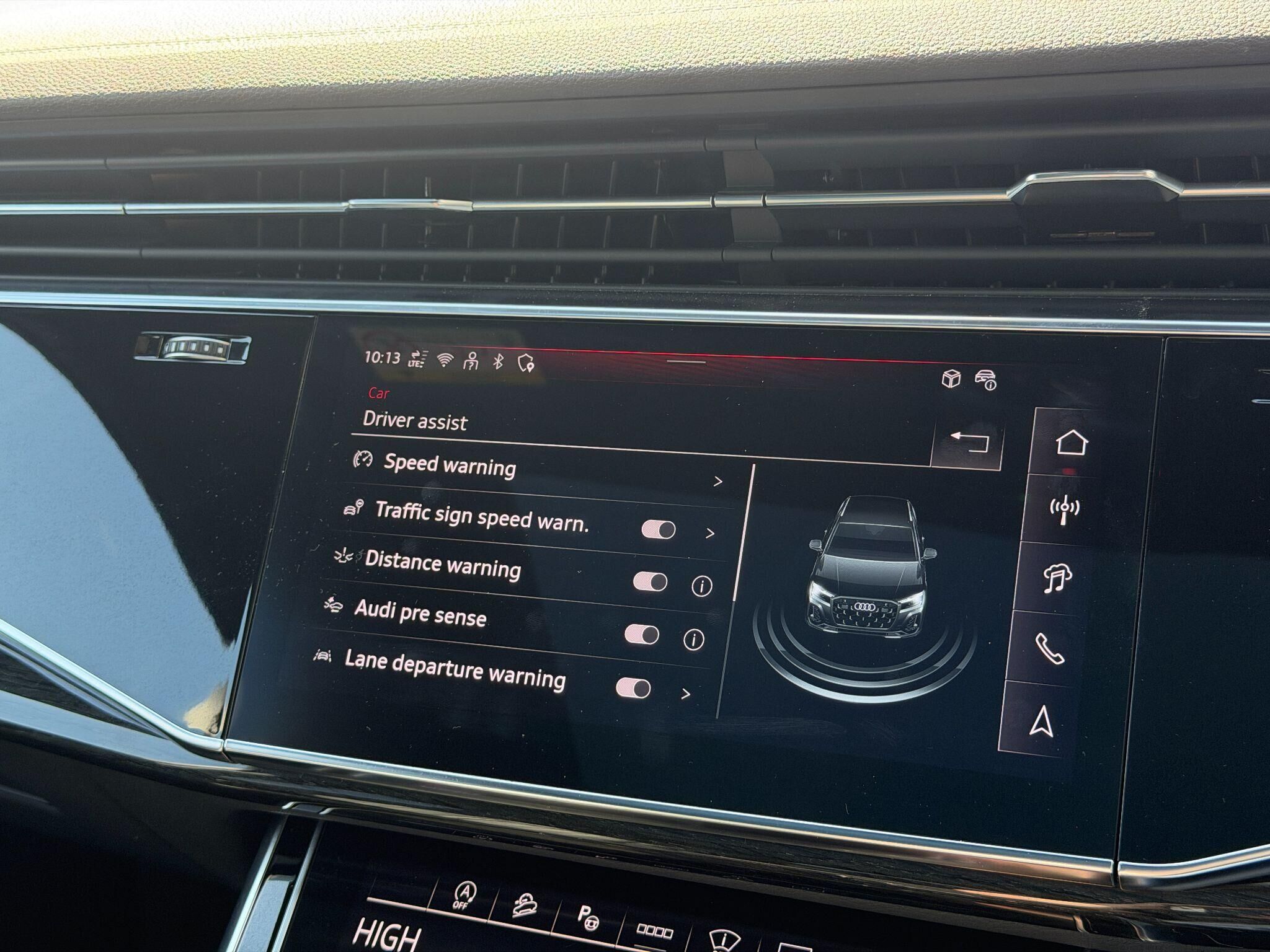 Audi SQ7 SQ7 Gallery Image