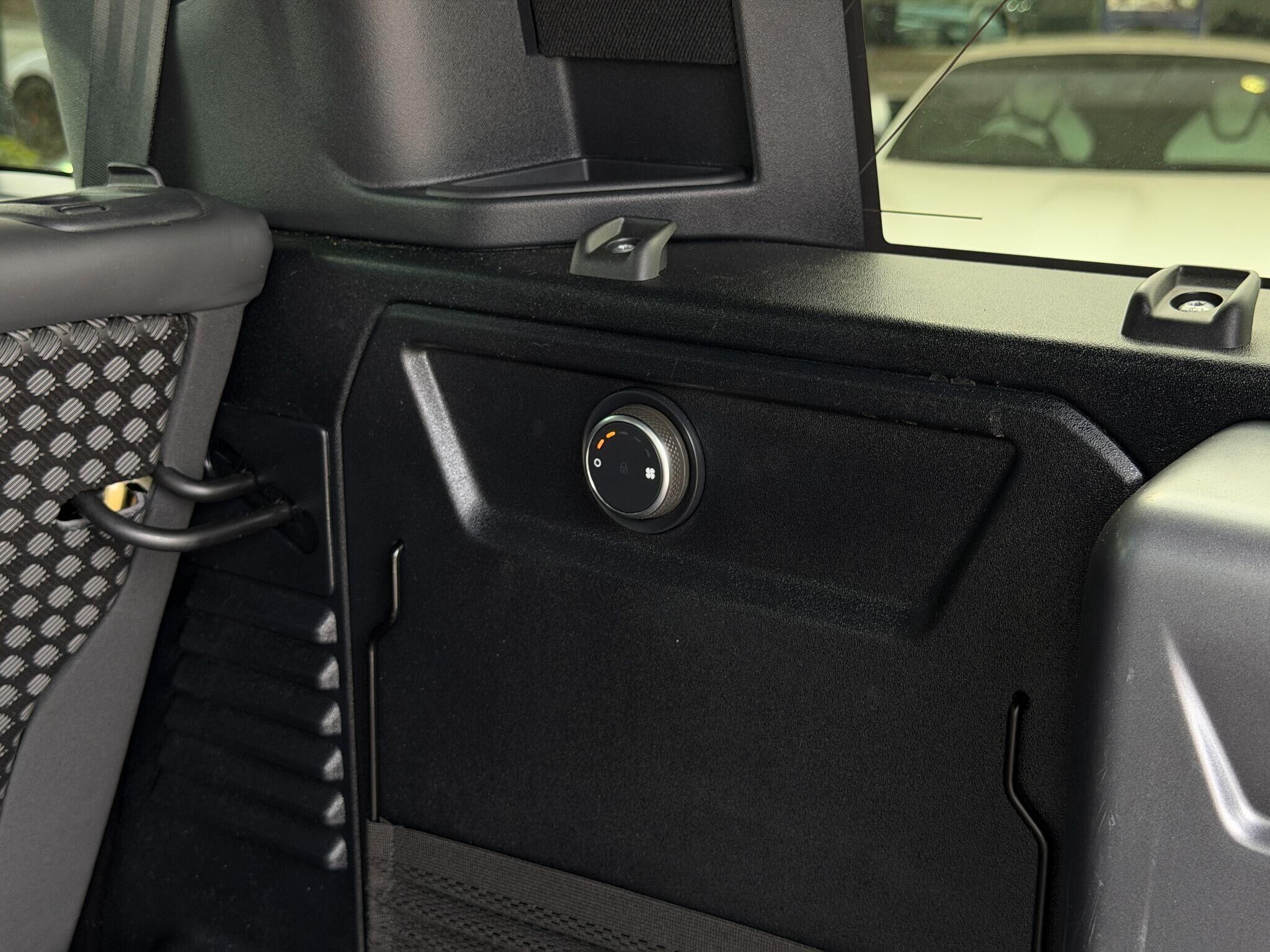 Land Rover Defender 110 Defender 110 Gallery Image