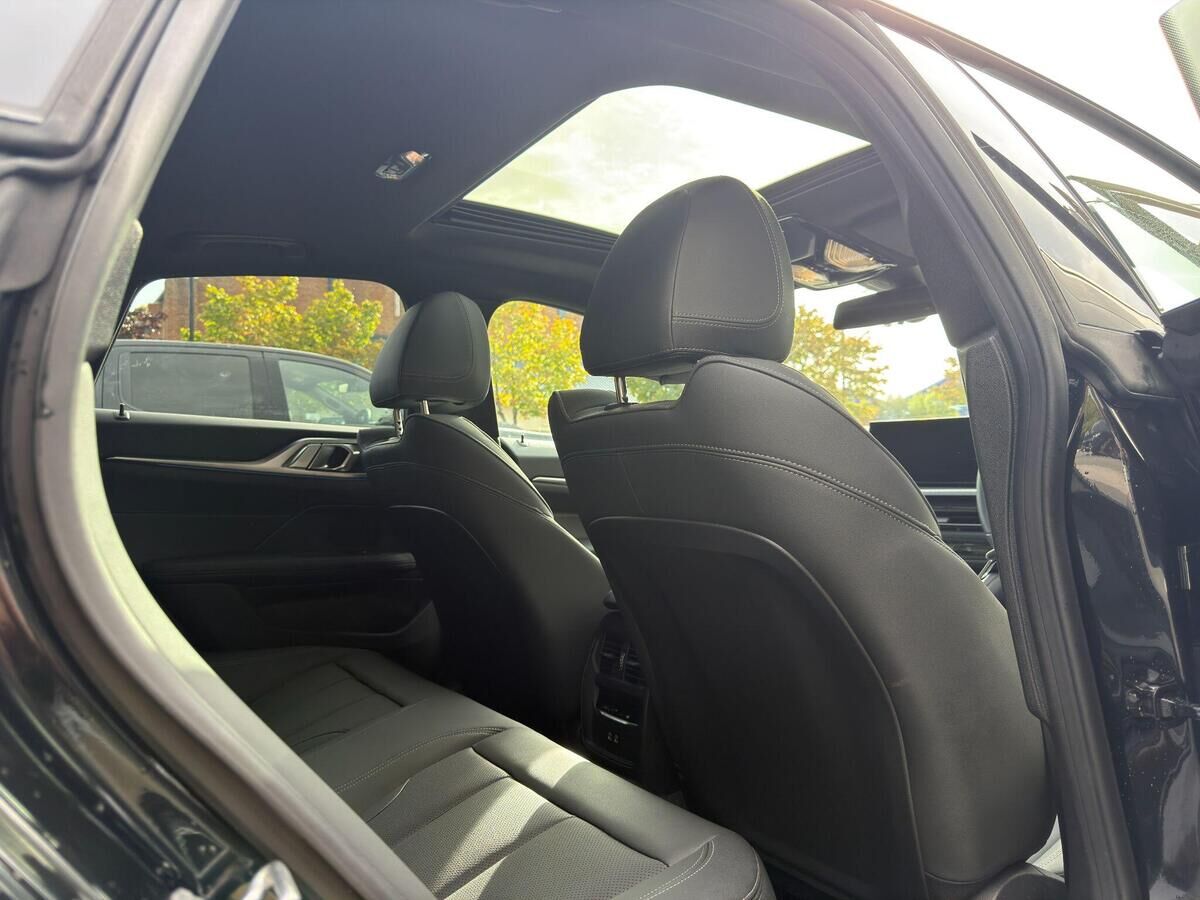 BMW i4 i4 Gallery Image