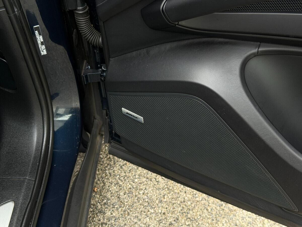 Porsche Cayenne Cayenne Gallery Image
