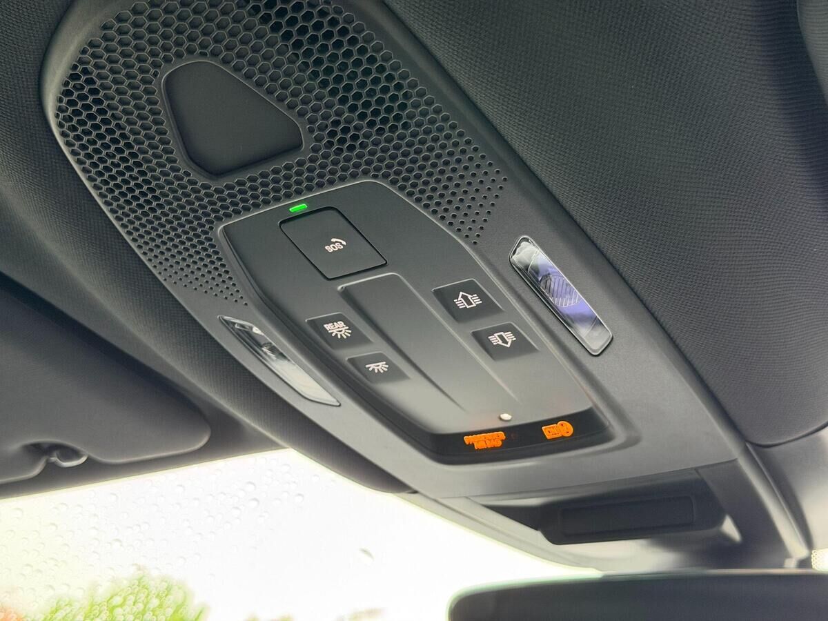 Porsche Cayenne Cayenne Gallery Image
