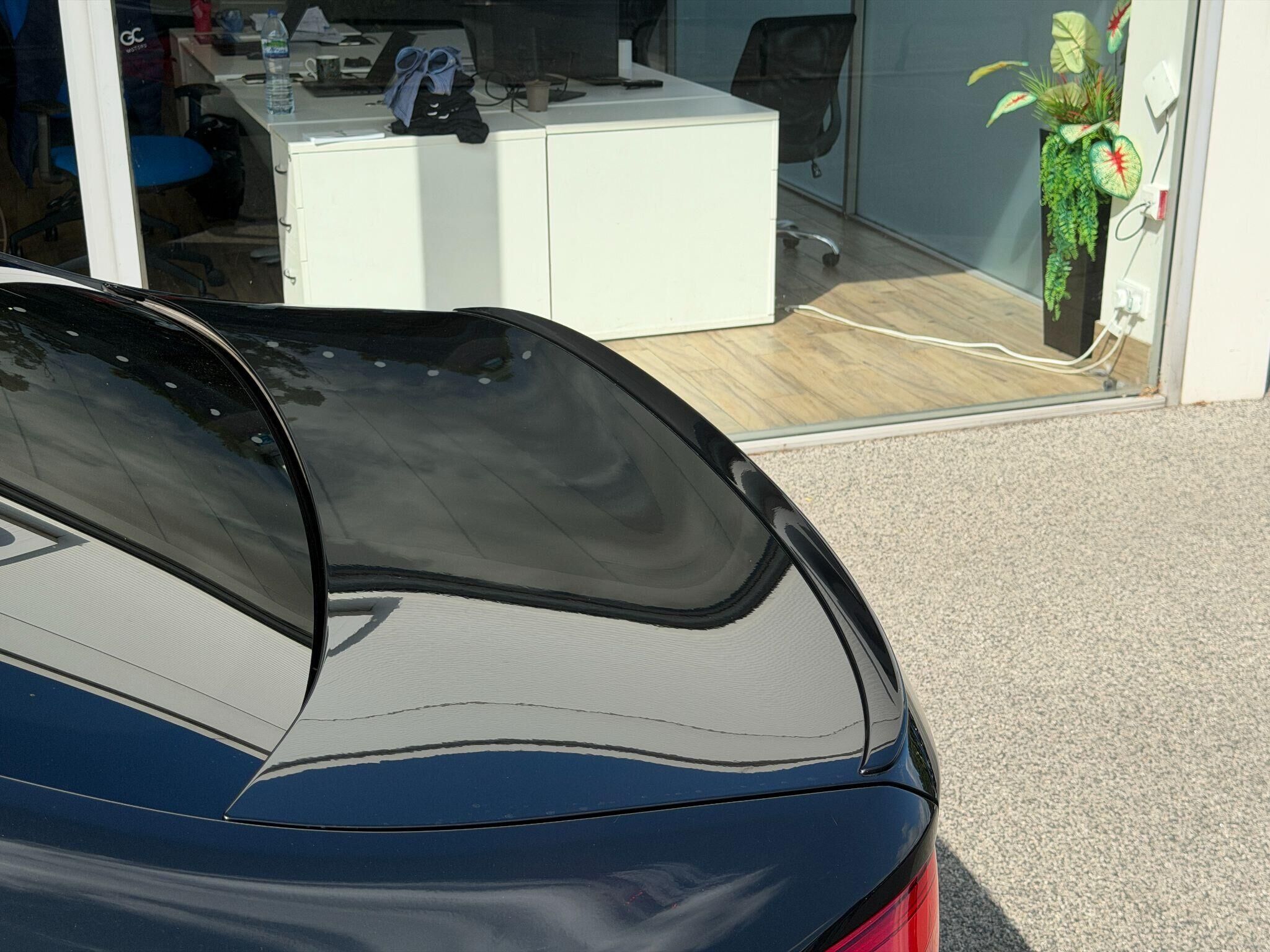 BMW M5 M5 Gallery Image