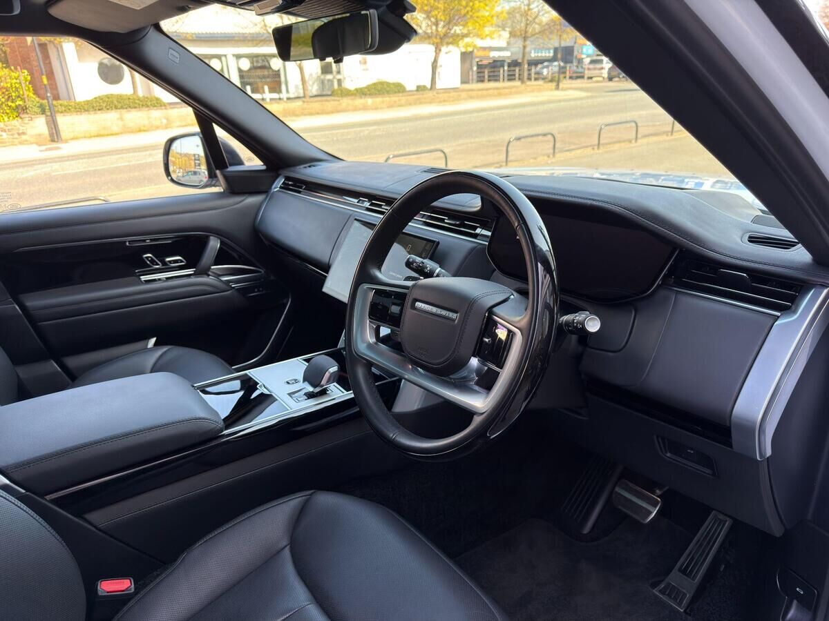 Land Rover Range Rover Range Rover Gallery Image