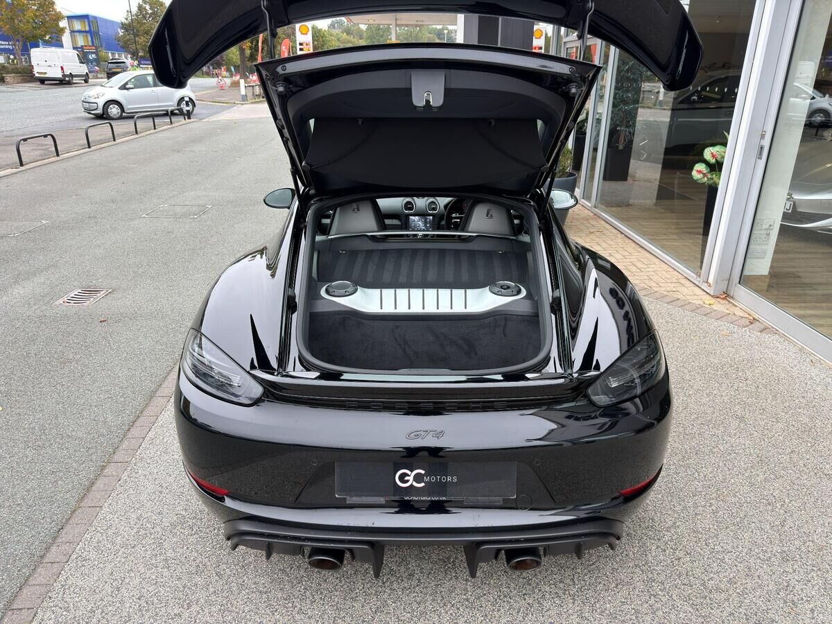 Porsche 718 Cayman 718 Cayman Gallery Image