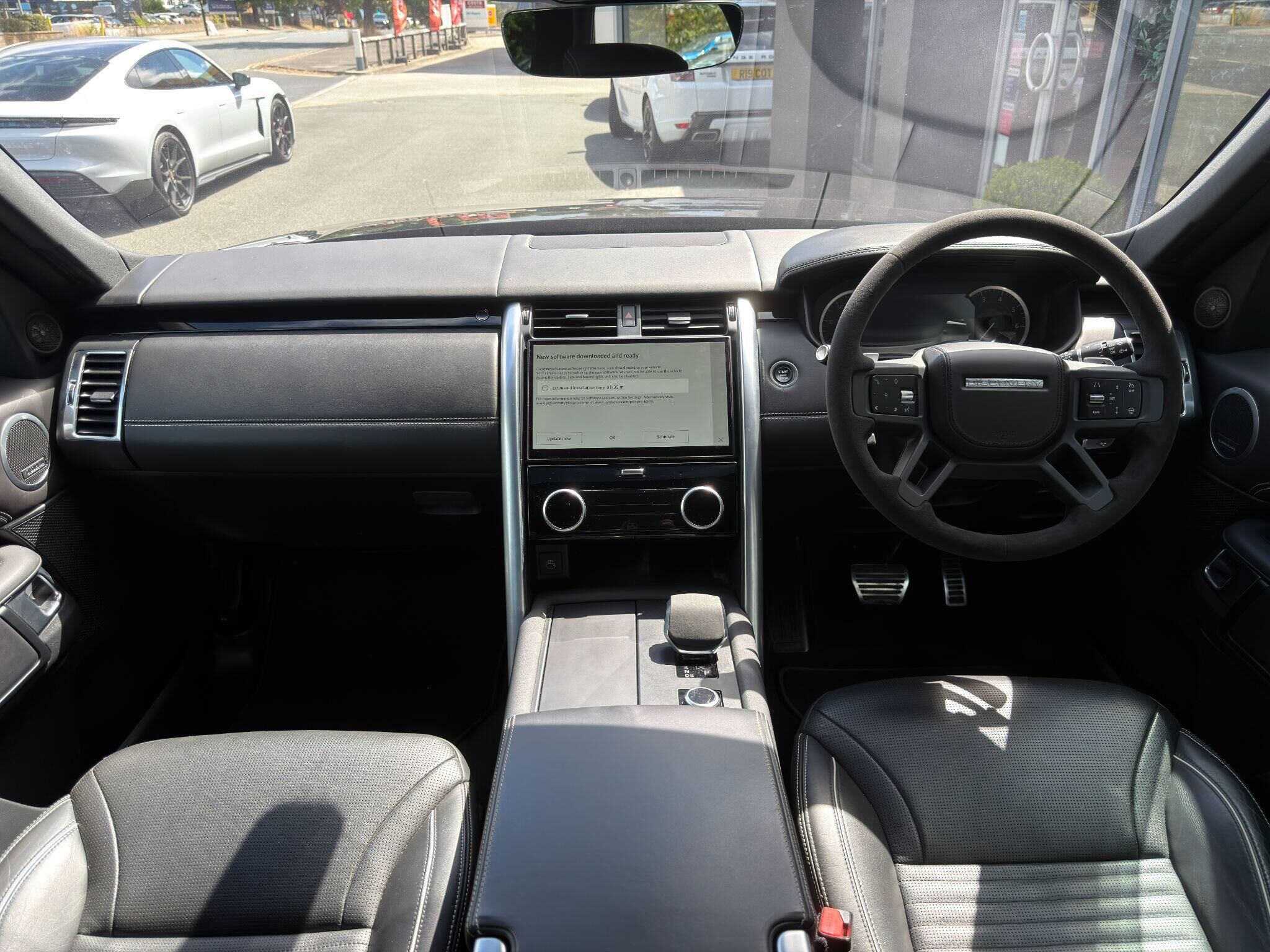Land Rover Discovery Discovery Gallery Image