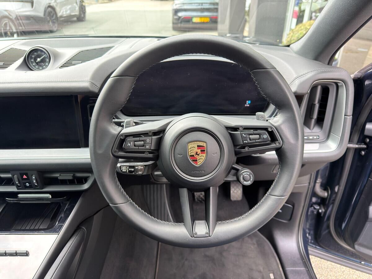 Porsche Cayenne Cayenne Gallery Image