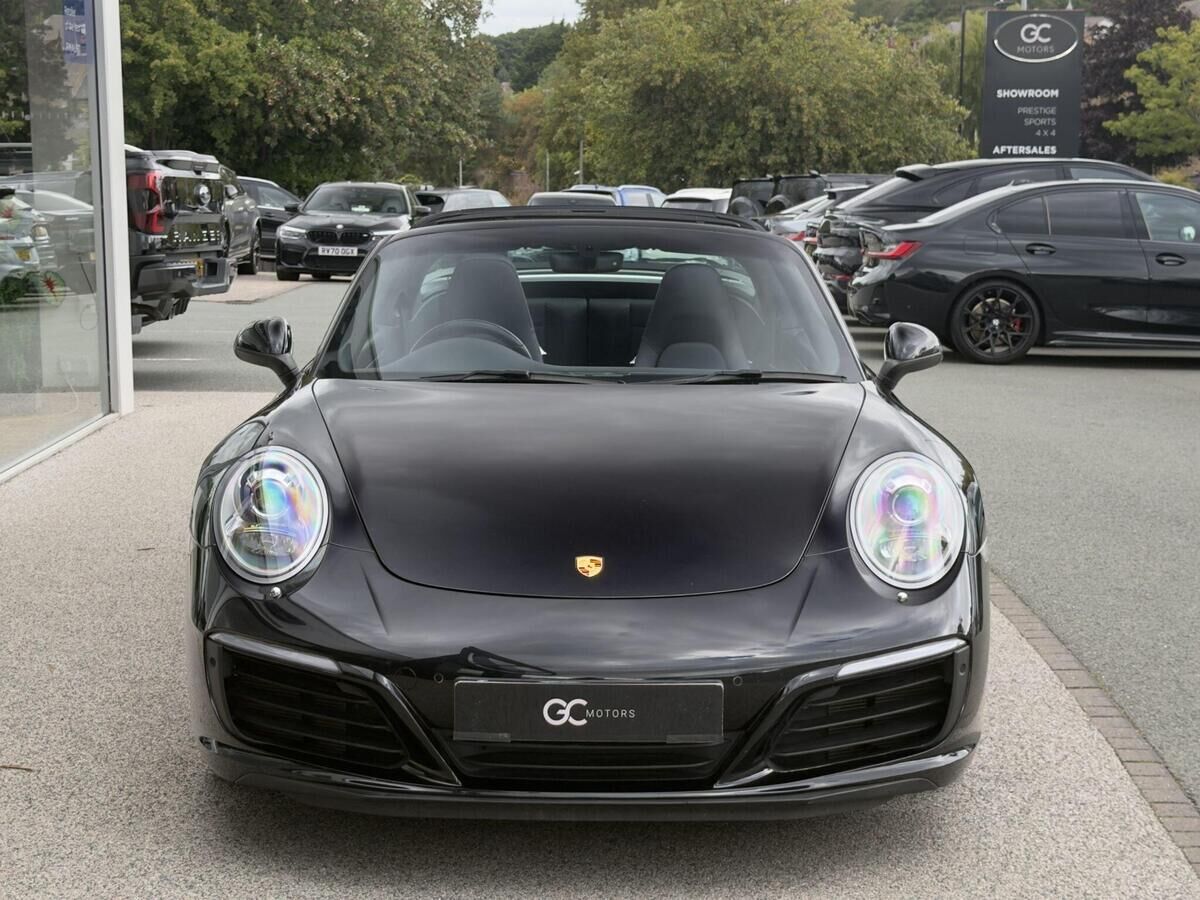 Porsche 911 911 Gallery Image