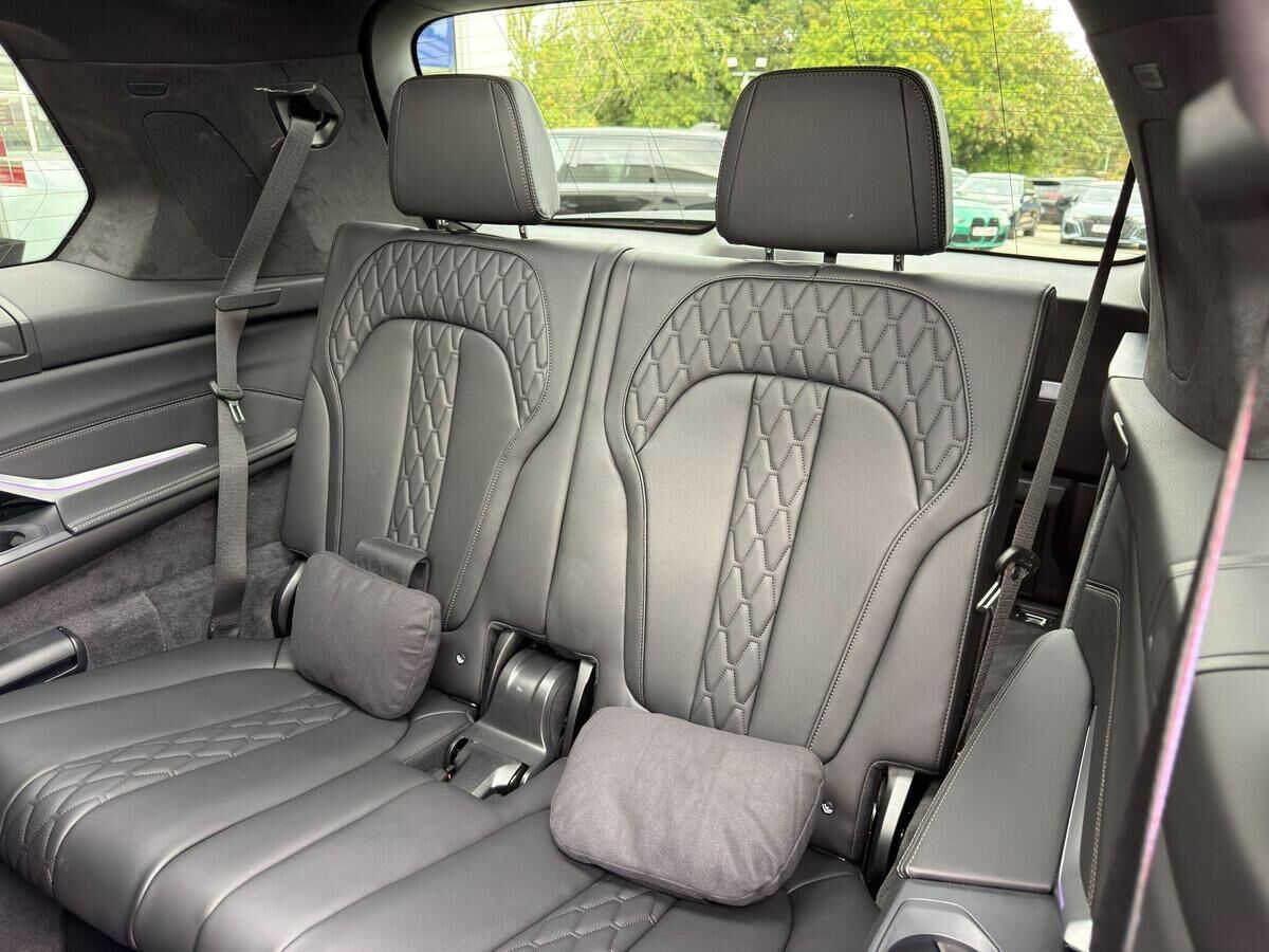 BMW X7 X7 Gallery Image
