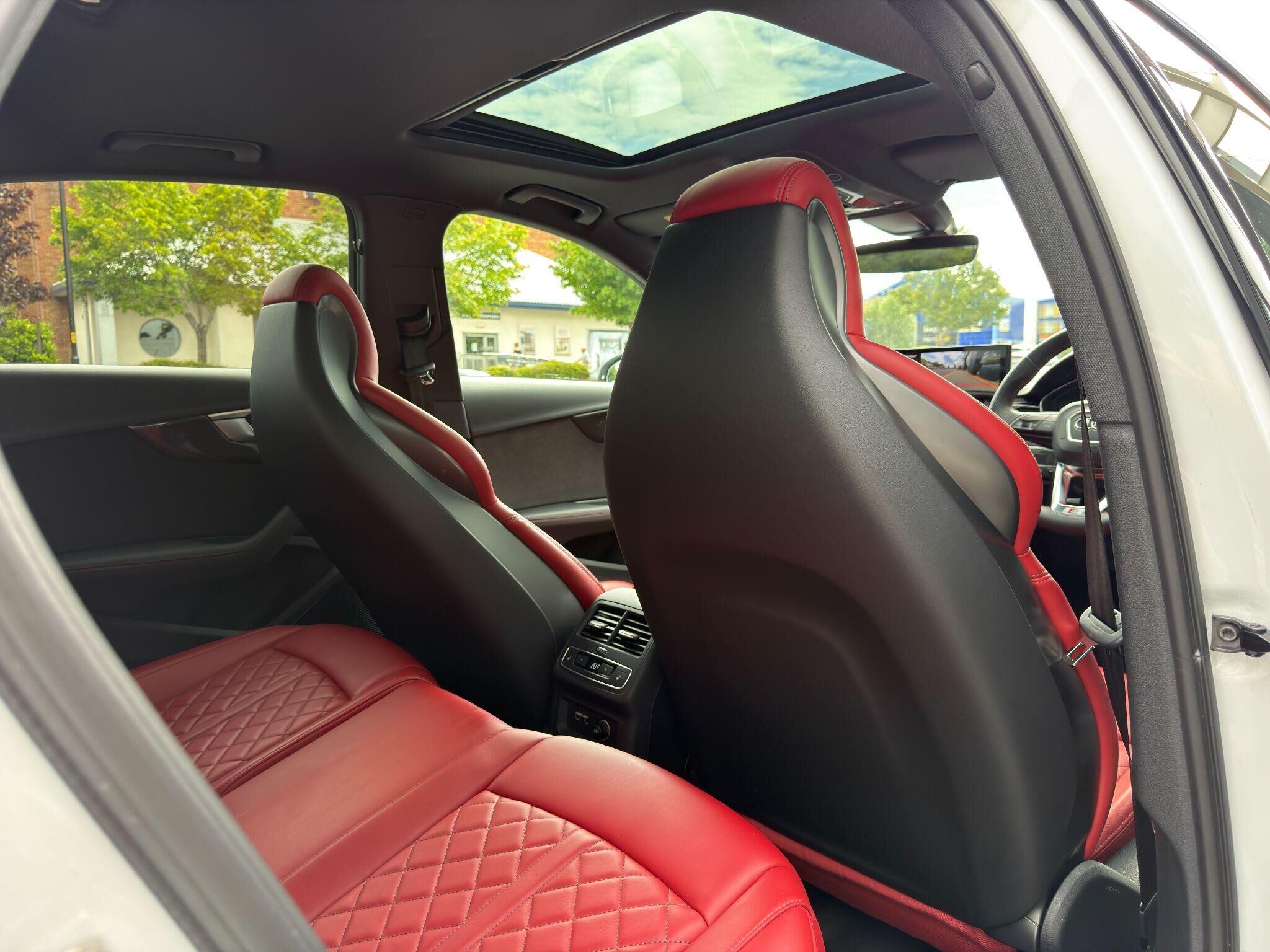 Audi S4 S4 Gallery Image