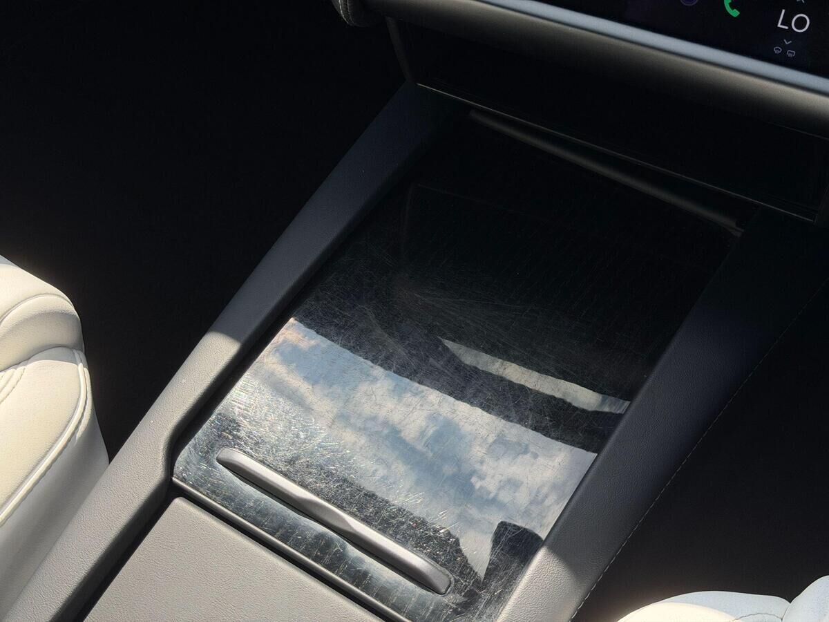 Tesla Model X Model X Gallery Image