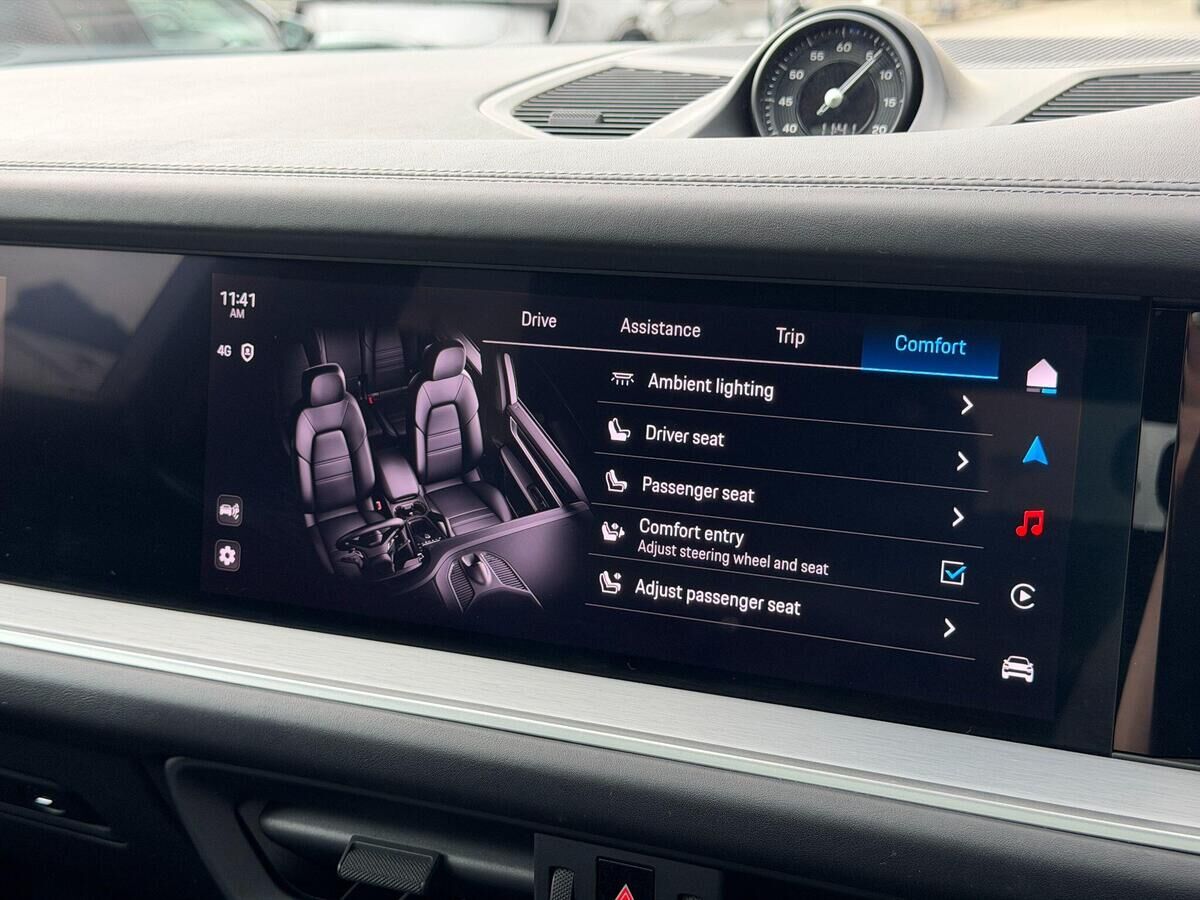 Porsche Cayenne Cayenne Gallery Image