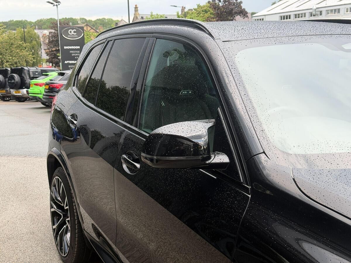 BMW X5 M X5 M Gallery Image