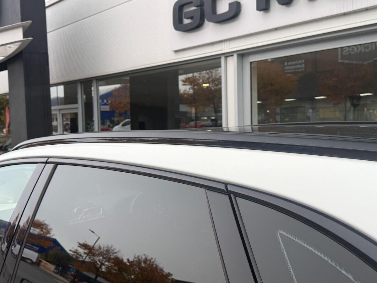 Bentley Bentayga Bentayga Gallery Image