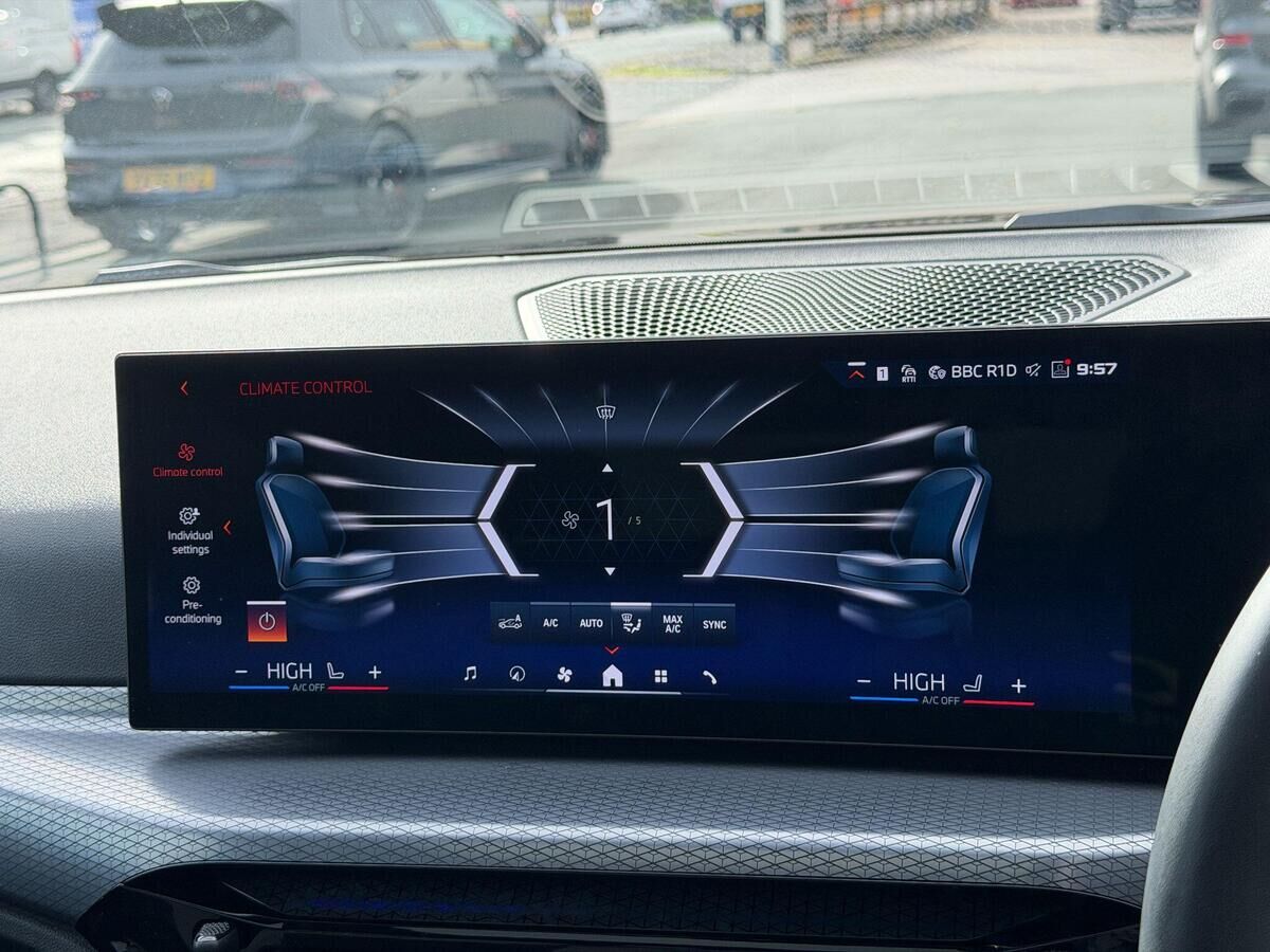 BMW i4 i4 Gallery Image