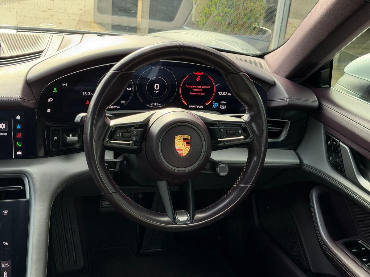 Porsche Taycan Taycan Gallery Image