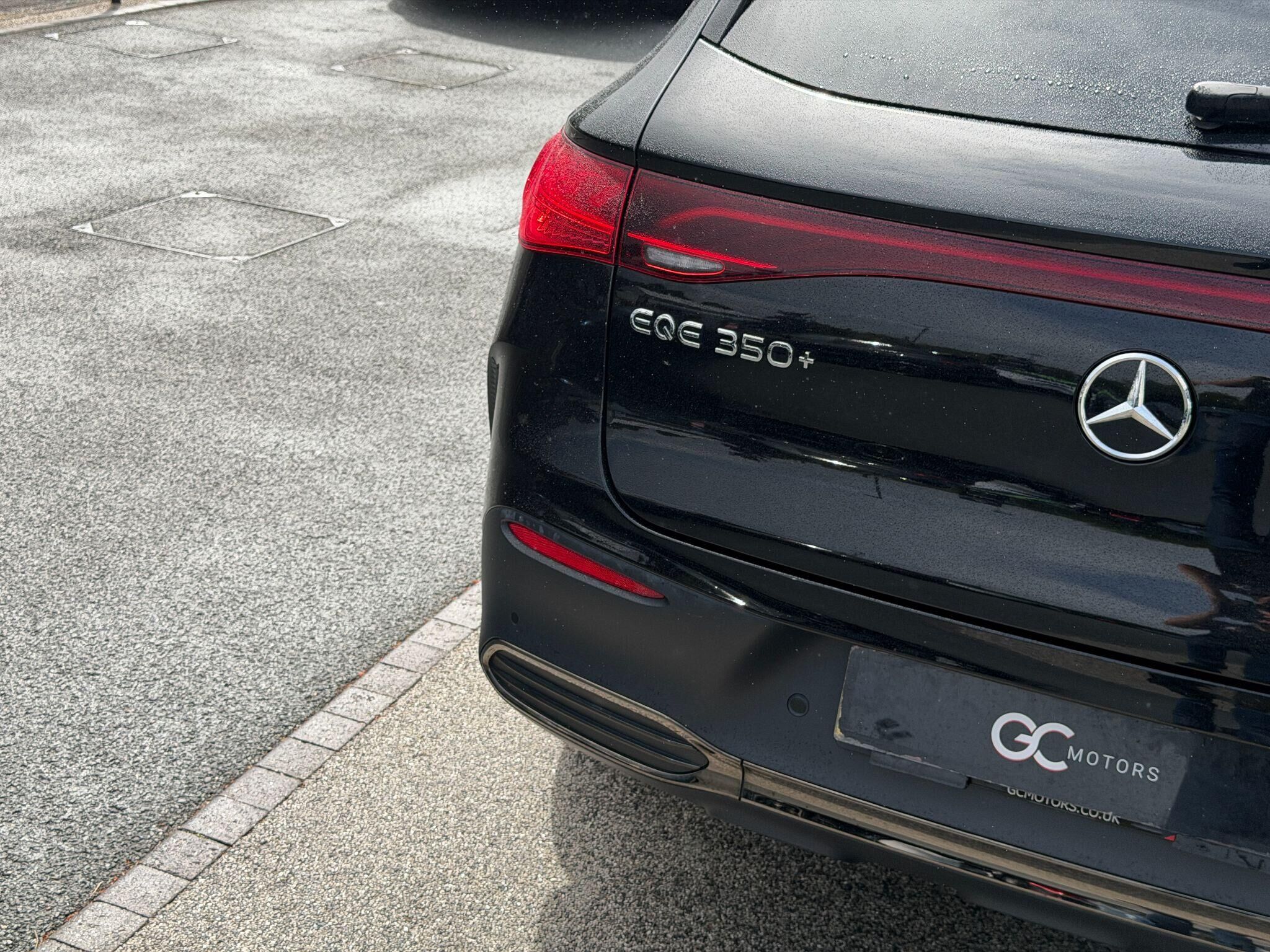 Mercedes-Benz EQE EQE Gallery Image