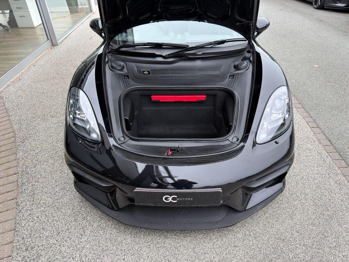 Porsche 718 Cayman 718 Cayman Gallery Image