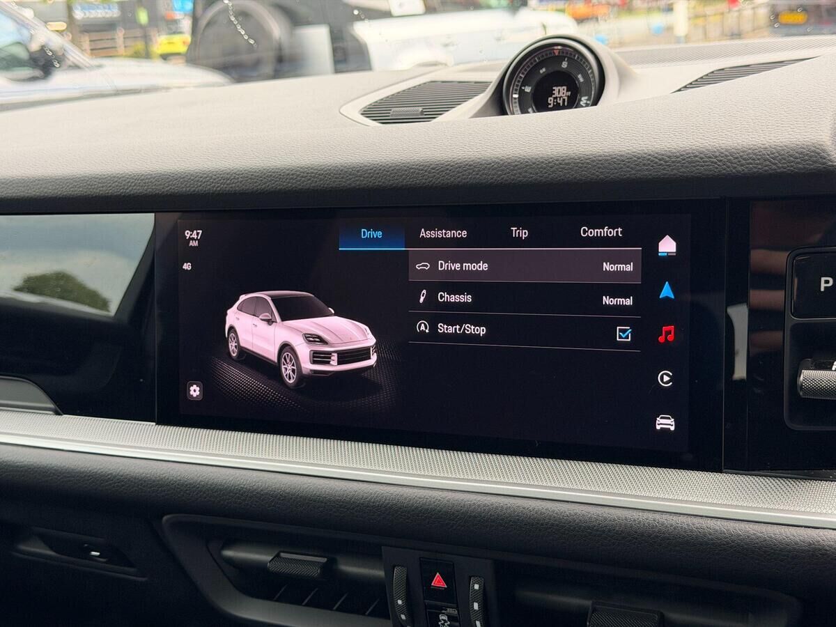 Porsche Cayenne Cayenne Gallery Image