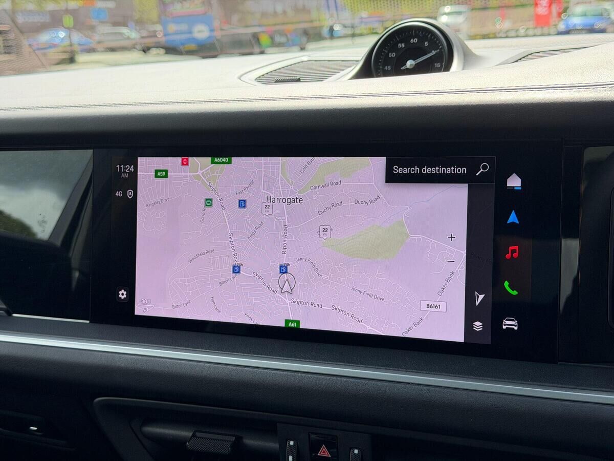 Porsche Cayenne Cayenne Gallery Image