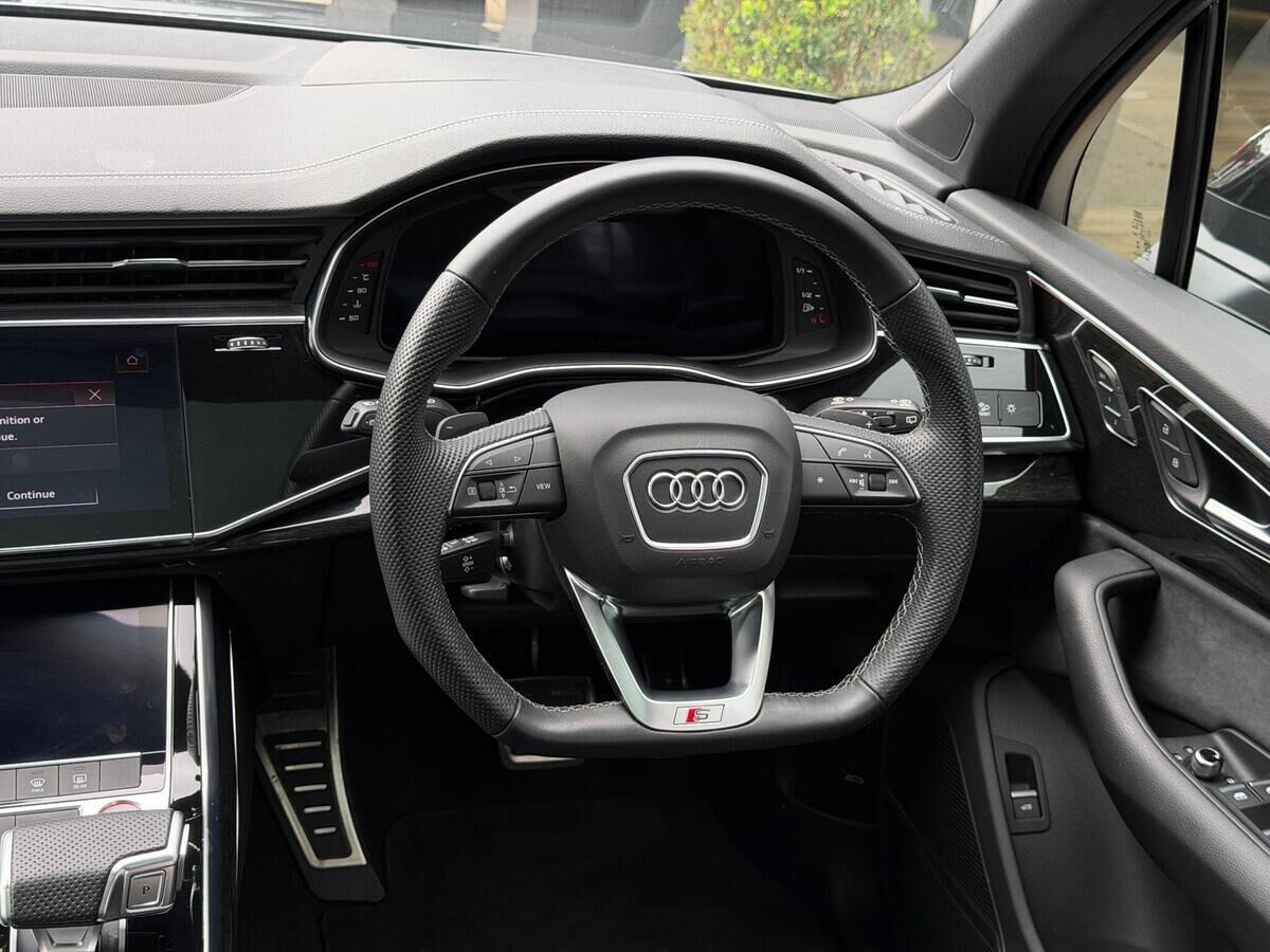 Audi SQ7 SQ7 Gallery Image