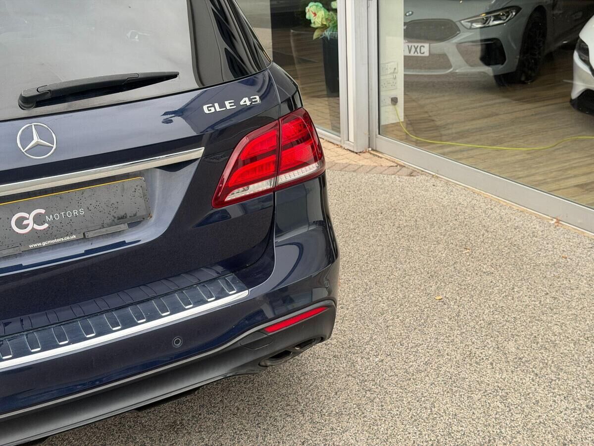 Mercedes-Benz GLE GLE Gallery Image