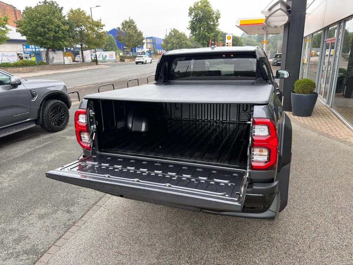 Toyota Hilux Hilux Gallery Image