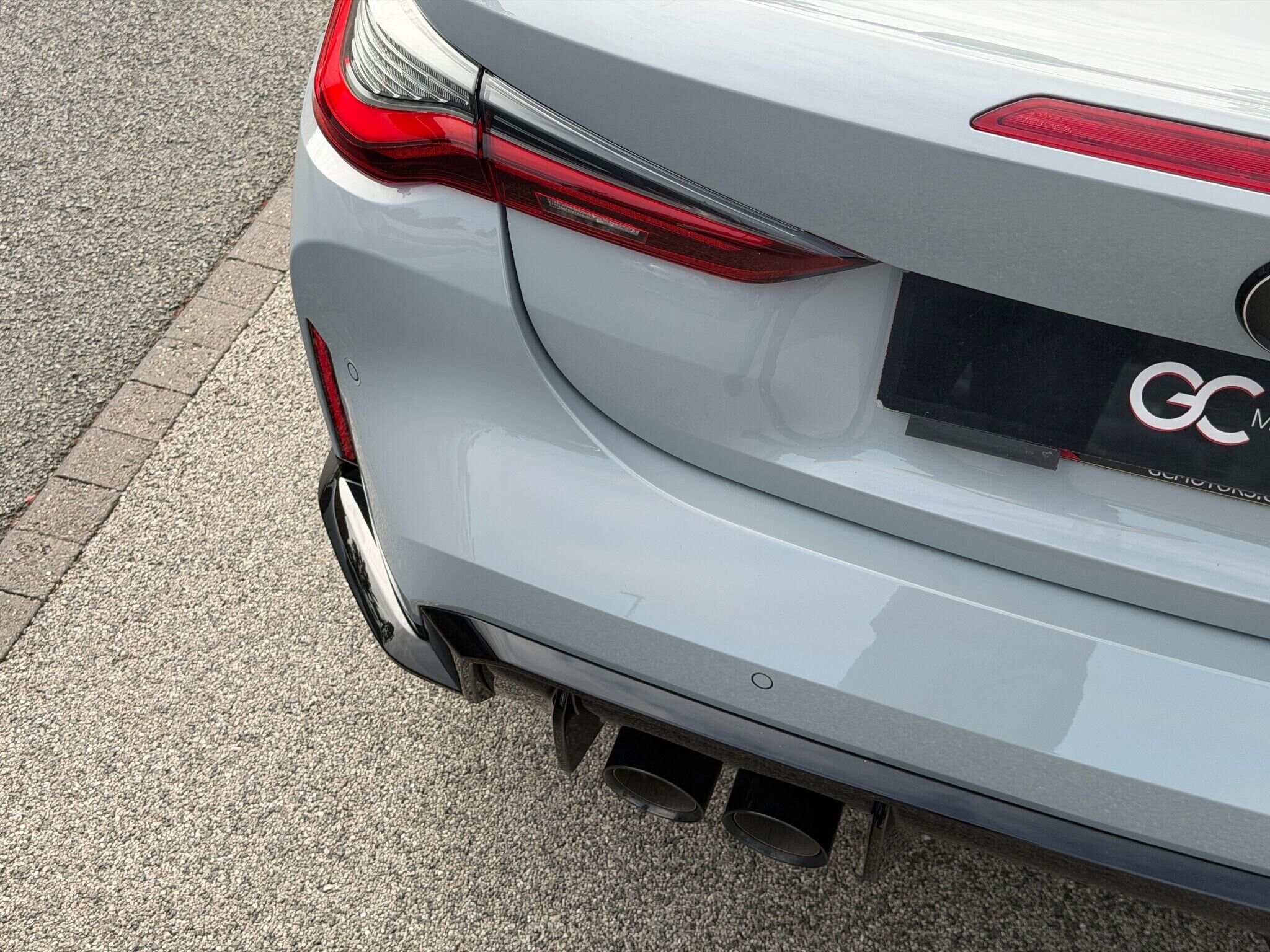 BMW M4 M4 Gallery Image