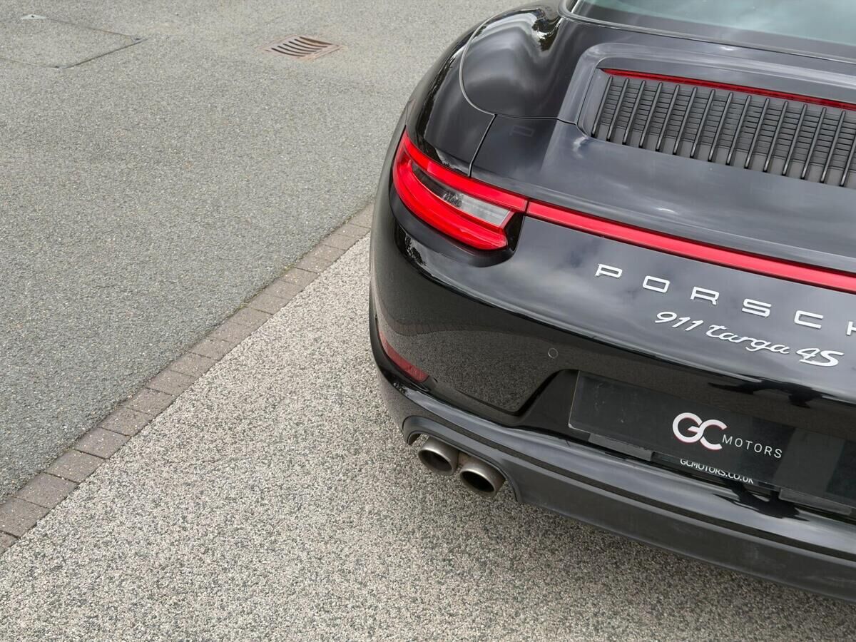 Porsche 911 911 Gallery Image